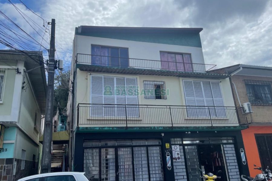 Apartamento com 85m², 3 dormitórios, no bairro Rio Branco em Caxias do Sul para Comprar