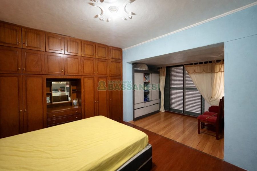 Apartamento com 85m², 3 dormitórios, no bairro Rio Branco em Caxias do Sul para Comprar