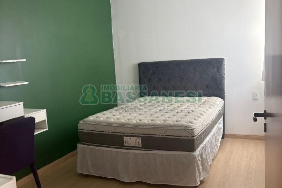 Apto Mobiliado com 47m², 2 dormitórios, 1 vaga, no bairro Bela Vista em Caxias do Sul para Alugar