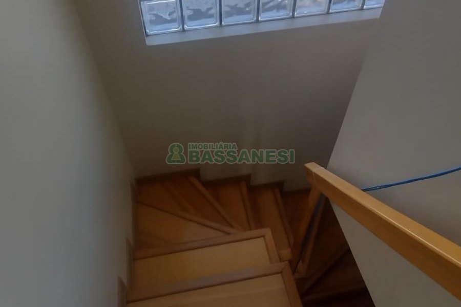 Apartamento com 119m², 3 dormitórios, 2 vagas, no bairro Centro em Caxias do Sul para Comprar