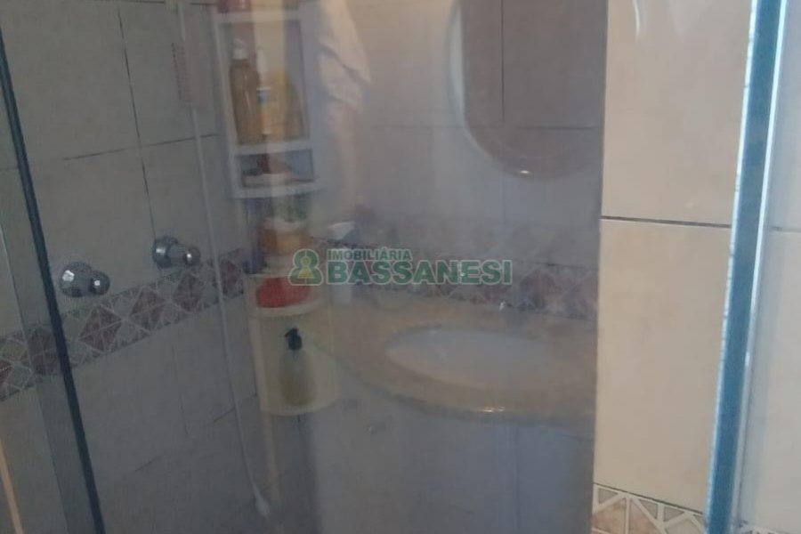 Apartamento com 119m², 3 dormitórios, 2 vagas, no bairro Centro em Caxias do Sul para Comprar