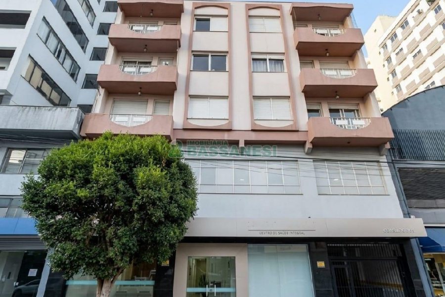 Apartamento com 80m², 3 dormitórios, no bairro São Pelegrino em Caxias do Sul para Alugar