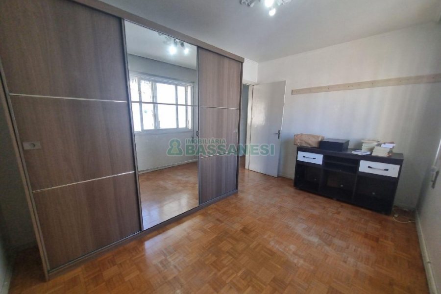 Apartamento com 80m², 3 dormitórios, no bairro São Pelegrino em Caxias do Sul para Alugar