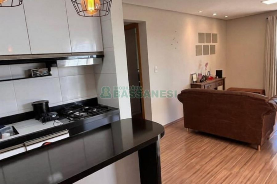 Apartamento com 113m², 2 dormitórios, 1 vaga, no bairro Presidente Vargas em Caxias do Sul para Comprar