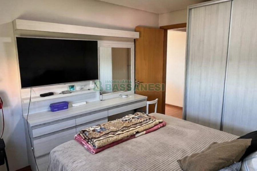 Apartamento com 113m², 2 dormitórios, 1 vaga, no bairro Presidente Vargas em Caxias do Sul para Comprar