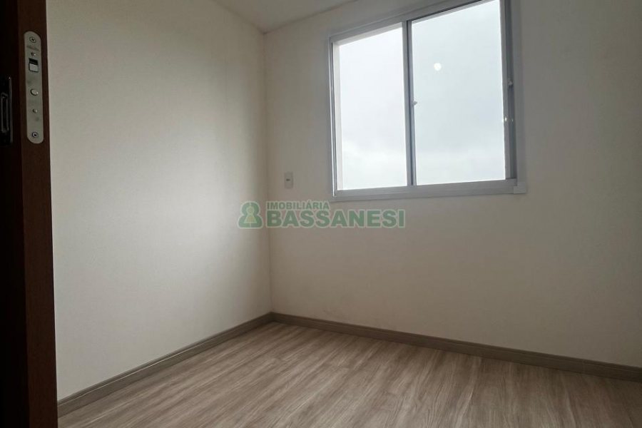 Apartamento com 60m², 2 dormitórios, 1 vaga, no bairro Petrópolis em Caxias do Sul para Alugar