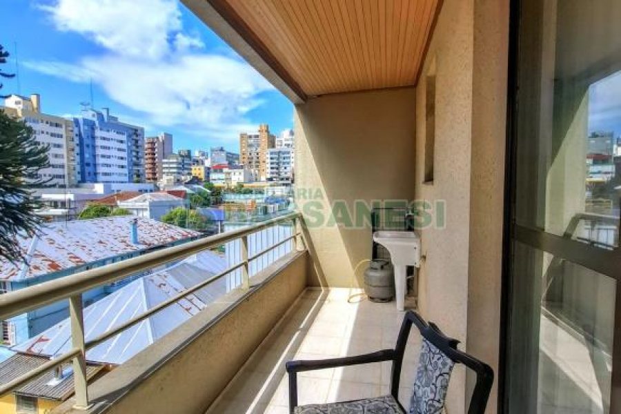 Apartamento com 50m², 1 dormitório, 1 vaga, no bairro Centro em Caxias do Sul para Alugar