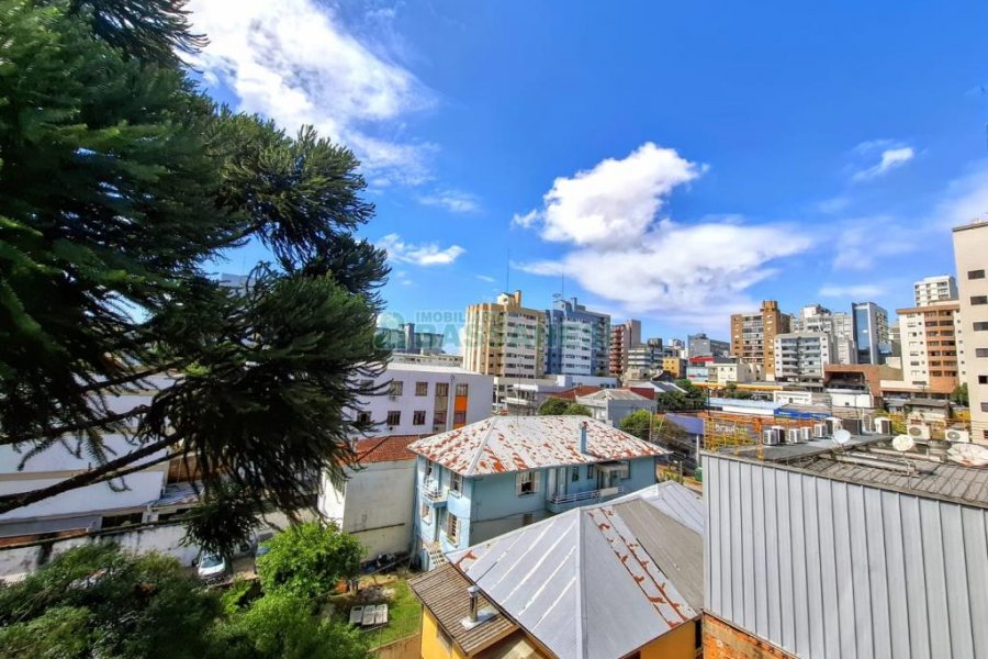 Apartamento com 50m², 1 dormitório, 1 vaga, no bairro Centro em Caxias do Sul para Alugar