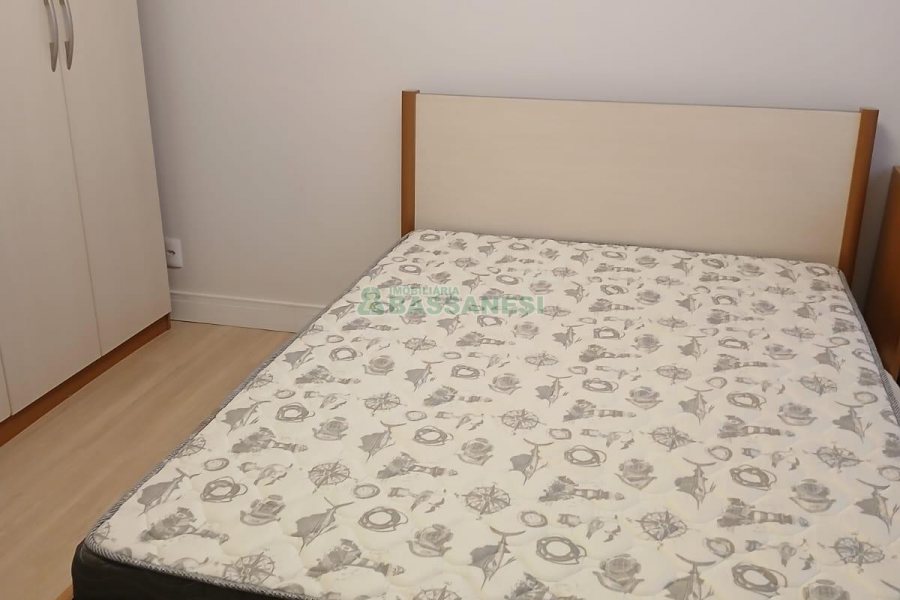 Apto Mobiliado com 152m², 3 dormitórios, 2 vagas, no bairro Panazzolo em Caxias do Sul para Alugar