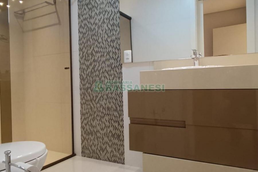 Apto Mobiliado com 152m², 3 dormitórios, 2 vagas, no bairro Panazzolo em Caxias do Sul para Alugar