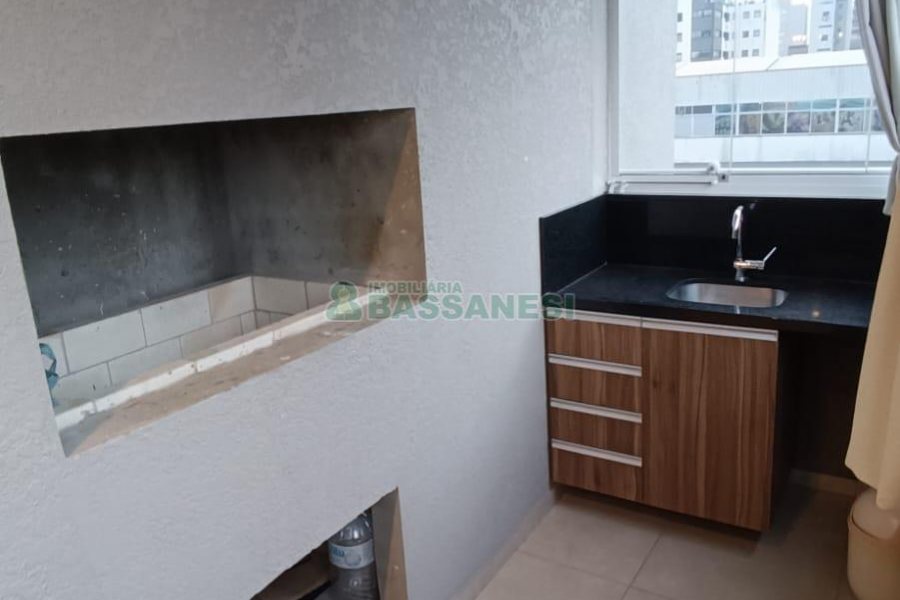 Apto Mobiliado com 152m², 3 dormitórios, 2 vagas, no bairro Panazzolo em Caxias do Sul para Alugar
