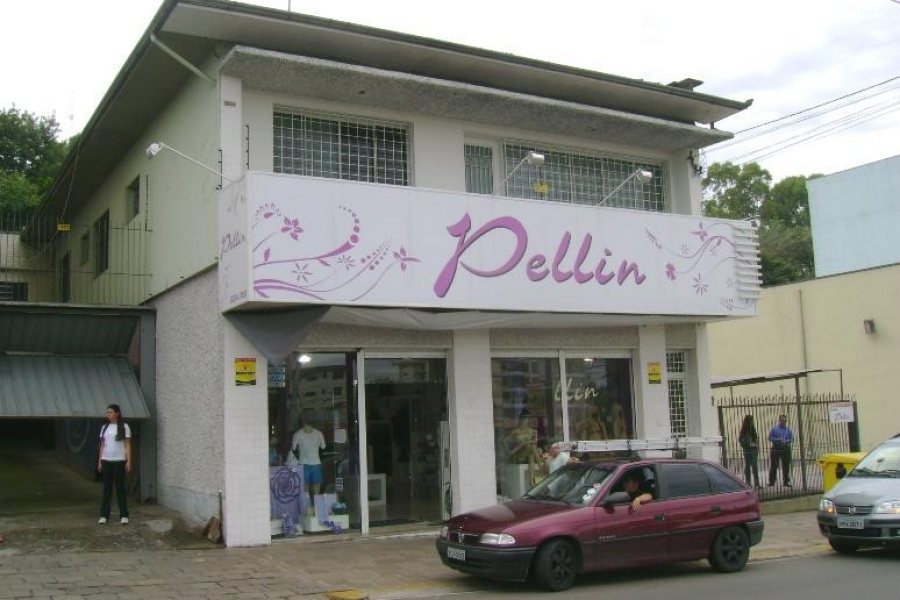 Loja com 115m², no bairro Pio X em Caxias do Sul para Alugar