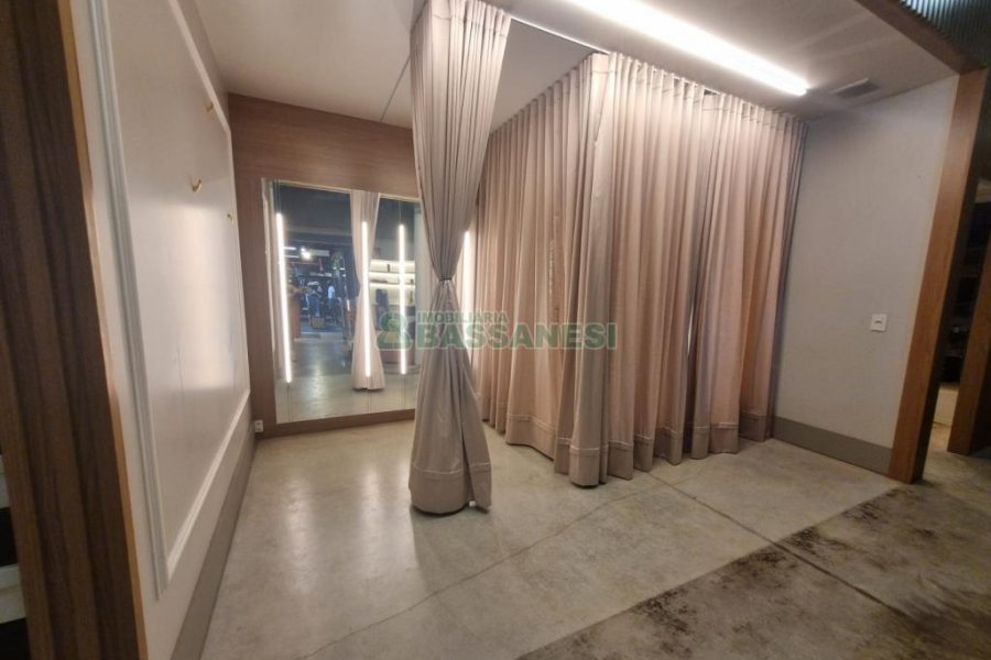 Loja com 115m², no bairro Pio X em Caxias do Sul para Alugar