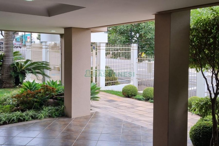 Apartamento com 179m², 3 dormitórios, 3 vagas, no bairro Exposição em Caxias do Sul para Comprar