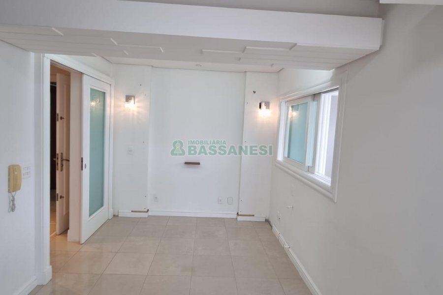 Apartamento com 179m², 3 dormitórios, 3 vagas, no bairro Exposição em Caxias do Sul para Comprar