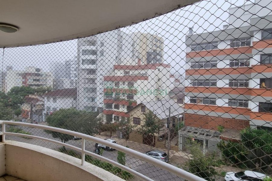 Apartamento com 179m², 3 dormitórios, 3 vagas, no bairro Exposição em Caxias do Sul para Comprar