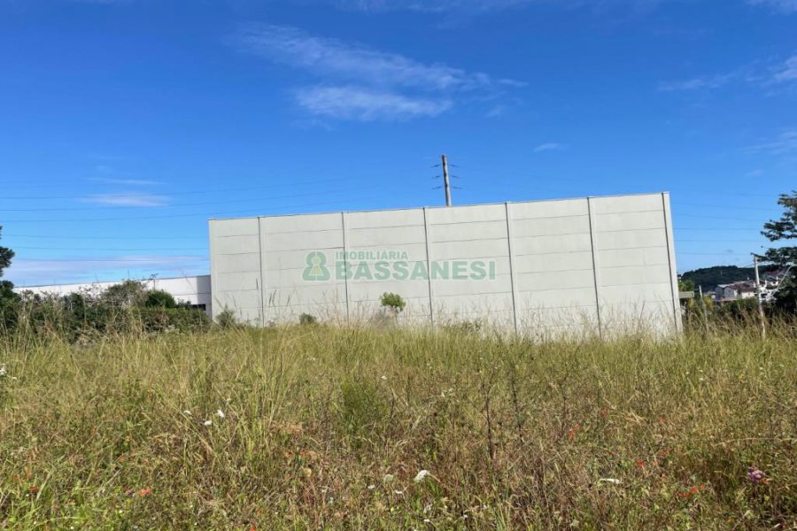 Terreno, no bairro São Luiz em Caxias do Sul para Comprar