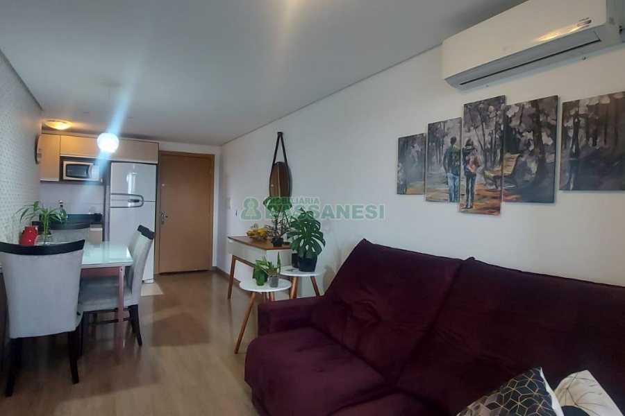 Apto Mobiliado com 54m², 2 dormitórios, no bairro Vila Verde em Caxias do Sul para Alugar