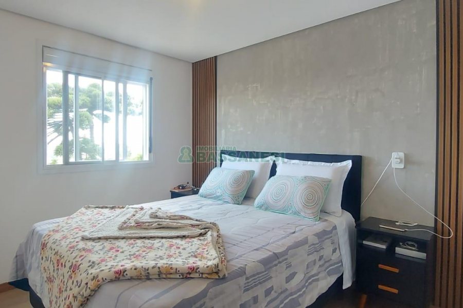 Apto Mobiliado com 54m², 2 dormitórios, no bairro Vila Verde em Caxias do Sul para Alugar