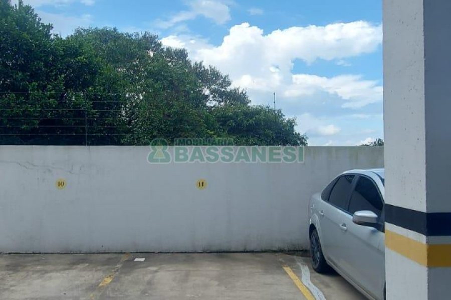 Apto Mobiliado com 54m², 2 dormitórios, no bairro Vila Verde em Caxias do Sul para Alugar