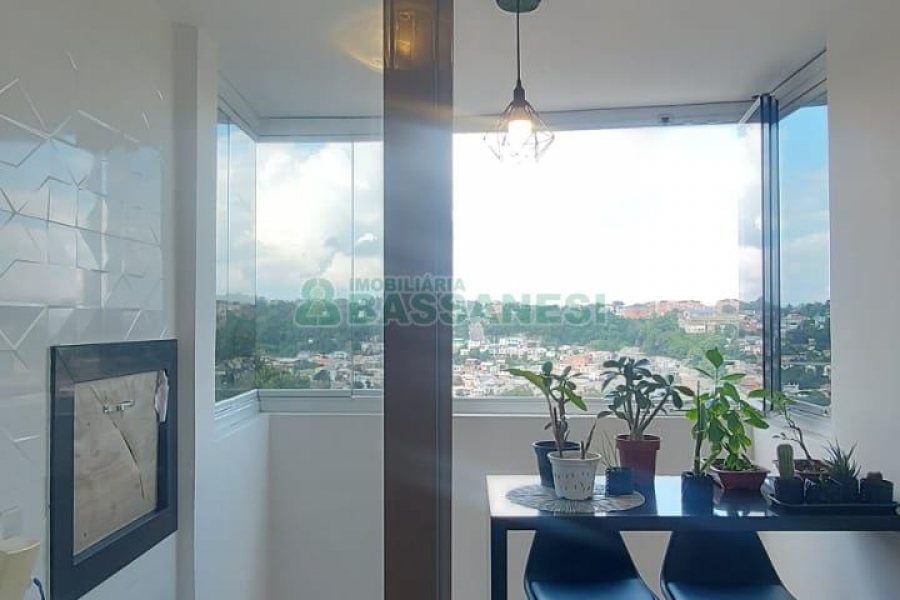 Apto Mobiliado com 54m², 2 dormitórios, no bairro Vila Verde em Caxias do Sul para Alugar