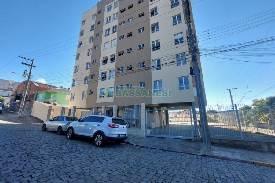 Apto Mobiliado com 40m², 1 dormitório, no bairro Presidente Vargas em Caxias do Sul para Alugar