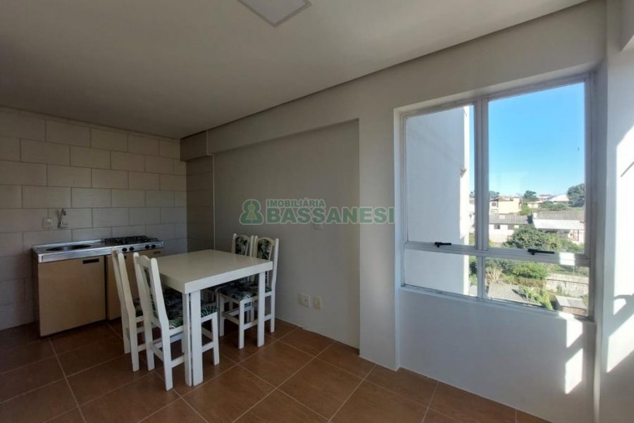 Apto Mobiliado com 40m², 1 dormitório, no bairro Presidente Vargas em Caxias do Sul para Alugar
