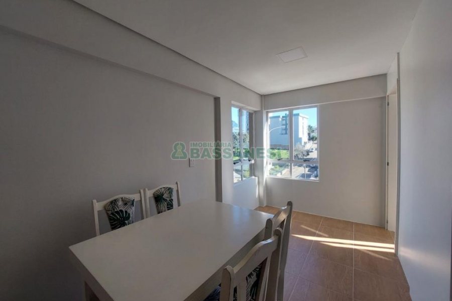 Apto Mobiliado com 40m², 1 dormitório, no bairro Presidente Vargas em Caxias do Sul para Alugar