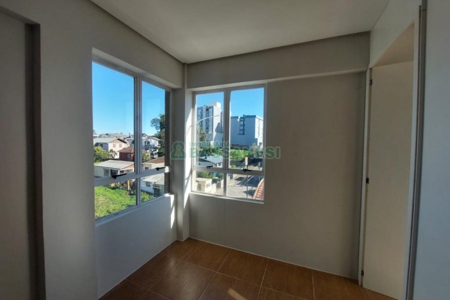 Apto Mobiliado com 40m², 1 dormitório, no bairro Presidente Vargas em Caxias do Sul para Alugar