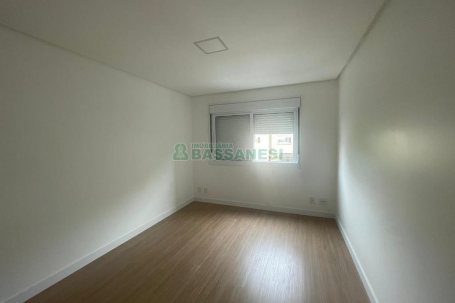 Apartamento com 84m², 2 dormitórios, 1 vaga, no bairro Salgado Filho em Caxias do Sul para Alugar