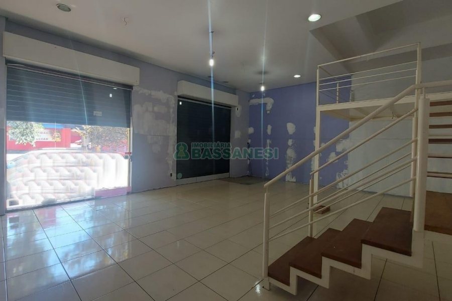 Loja com 56m², no bairro Centro em Caxias do Sul para Alugar