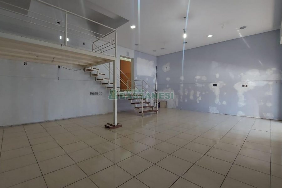 Loja com 56m², no bairro Centro em Caxias do Sul para Alugar
