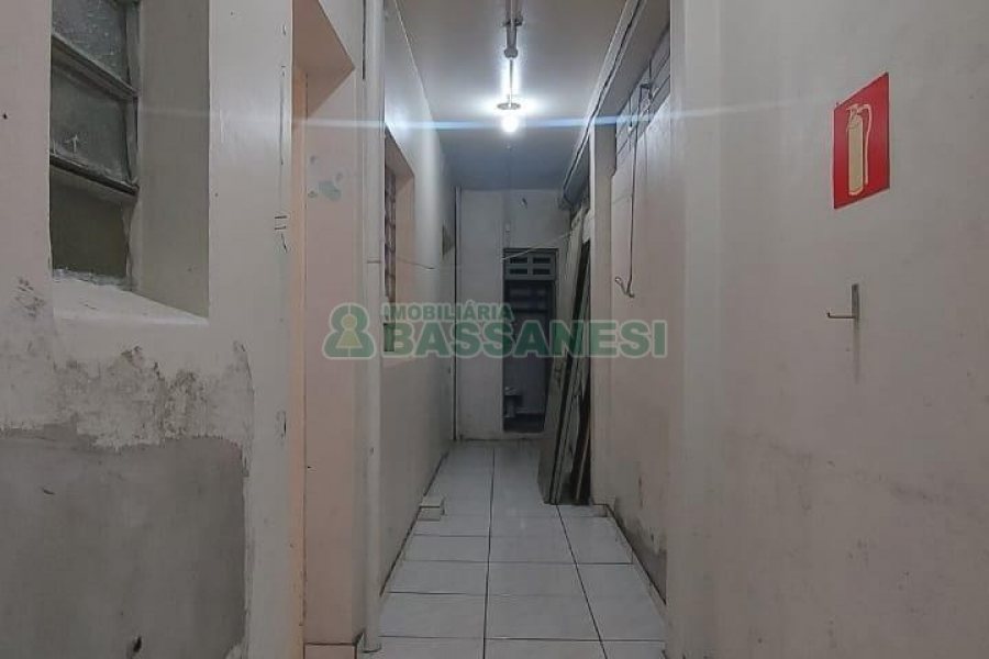 Loja com 56m², no bairro Centro em Caxias do Sul para Alugar