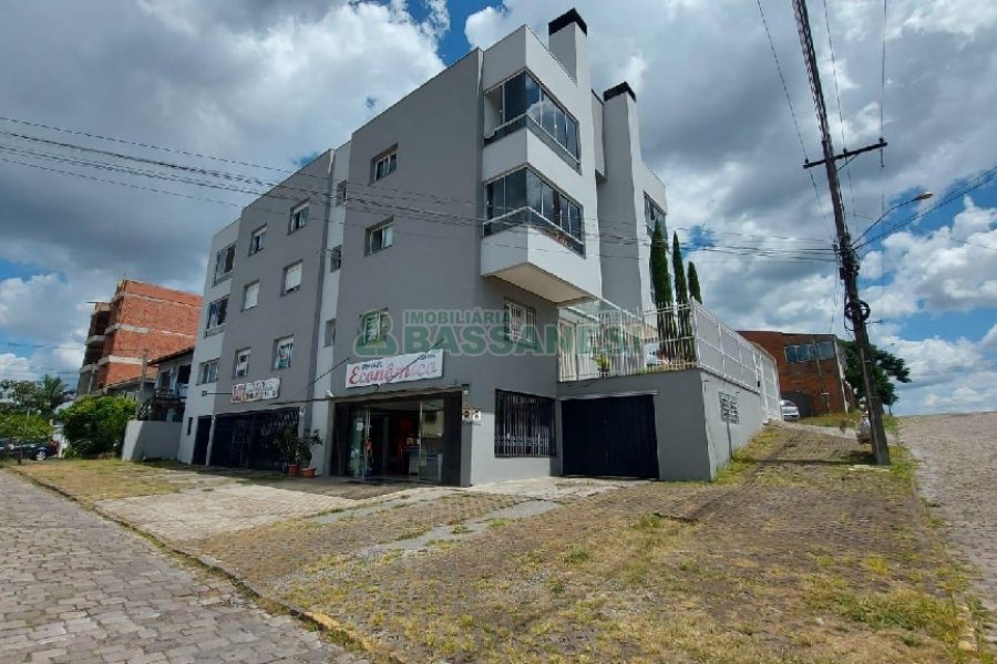 Apartamento com 56m², 2 dormitórios, 1 vaga, no bairro Bela Vista em Caxias do Sul para Alugar