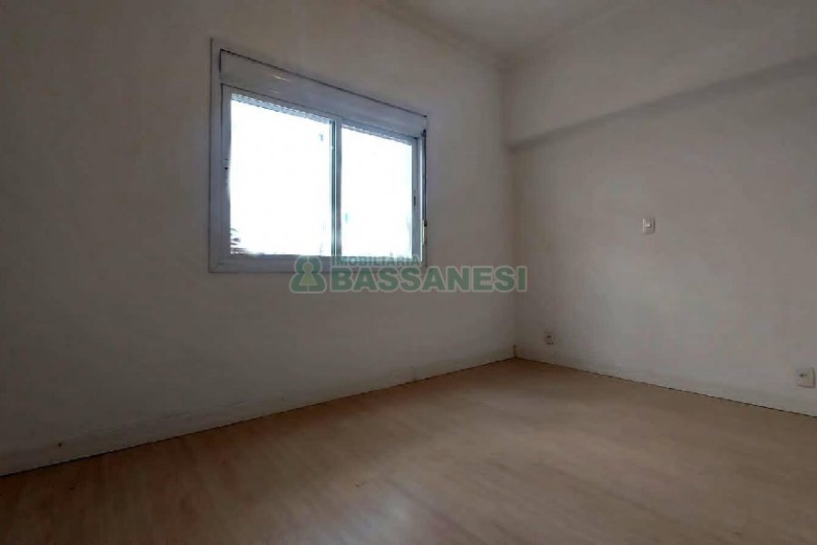 Apartamento com 56m², 2 dormitórios, 1 vaga, no bairro Bela Vista em Caxias do Sul para Alugar