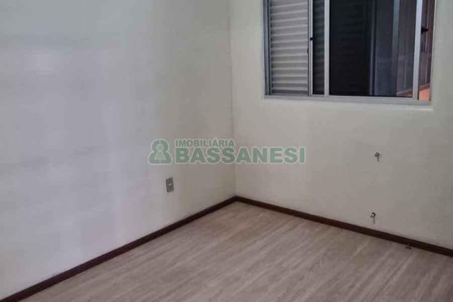 Predio com 893m², no bairro São Ciro em Caxias do Sul para Comprar