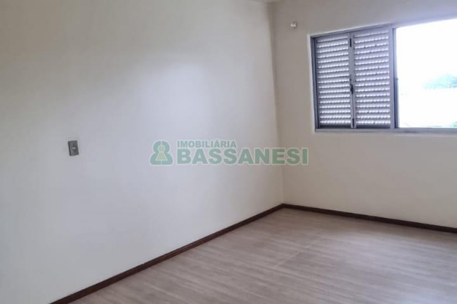 Predio com 893m², no bairro São Ciro em Caxias do Sul para Comprar