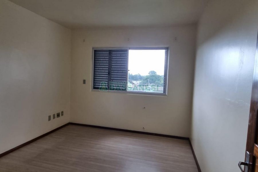 Predio com 893m², no bairro São Ciro em Caxias do Sul para Comprar