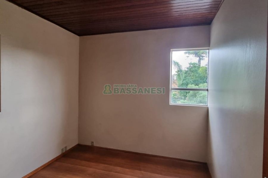 Predio com 893m², no bairro São Ciro em Caxias do Sul para Comprar