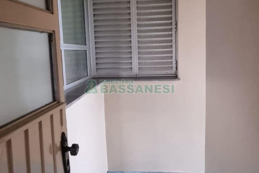 Predio com 893m², no bairro São Ciro em Caxias do Sul para Comprar