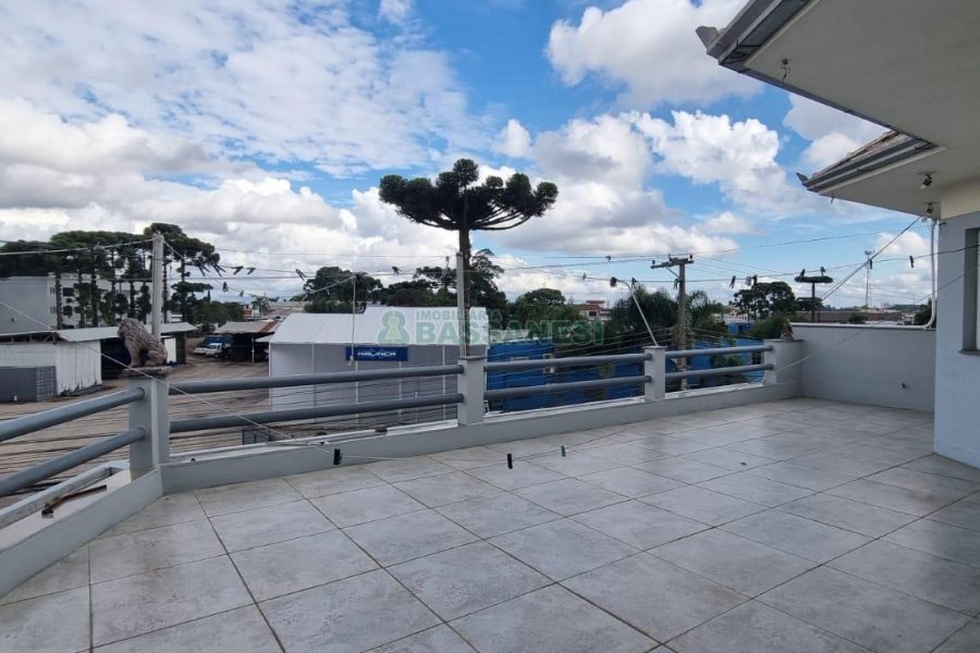 Predio com 893m², no bairro São Ciro em Caxias do Sul para Comprar