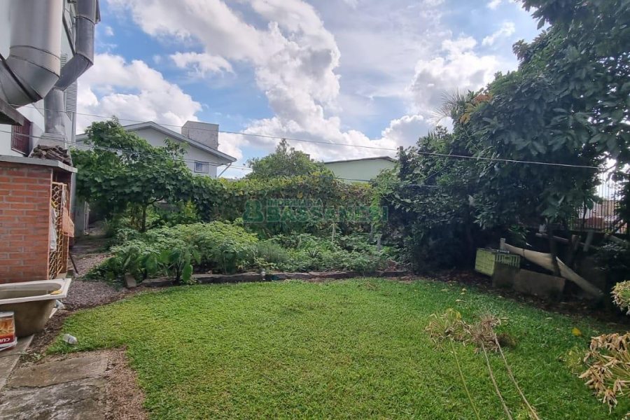 Predio com 893m², no bairro São Ciro em Caxias do Sul para Comprar