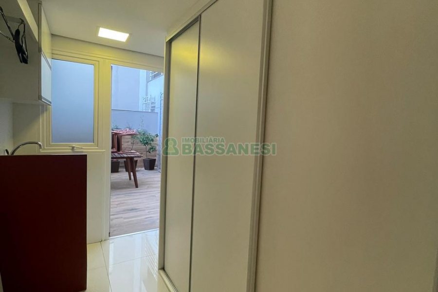 Apartamento com 170m², 3 dormitórios, 2 vagas, no bairro Centro em Caxias do Sul para Comprar