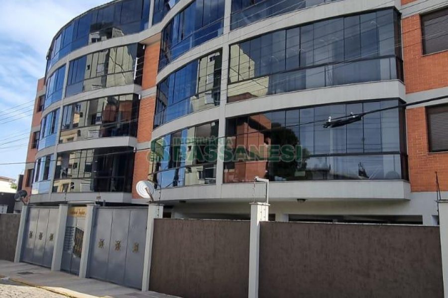 Kitinete com 40m², 1 dormitório, no bairro Pio X em Caxias do Sul para Comprar