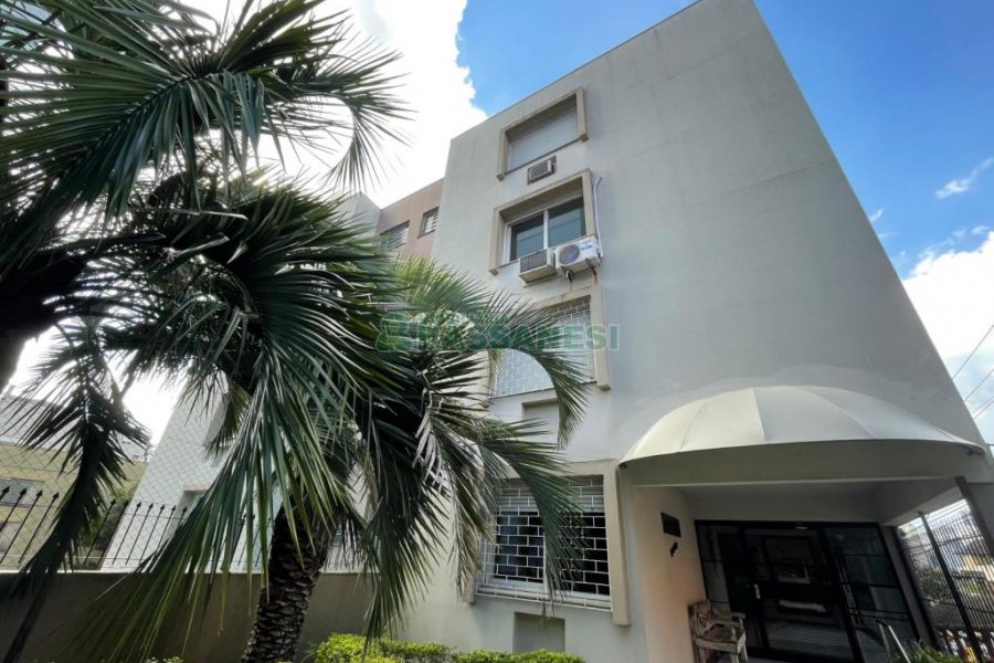 Apartamento com 120m², 3 dormitórios, 1 vaga, no bairro Pio X em Caxias do Sul para Comprar