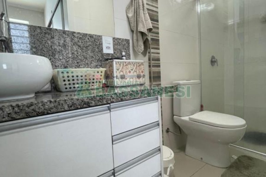 Apartamento com 120m², 3 dormitórios, 1 vaga, no bairro Pio X em Caxias do Sul para Comprar