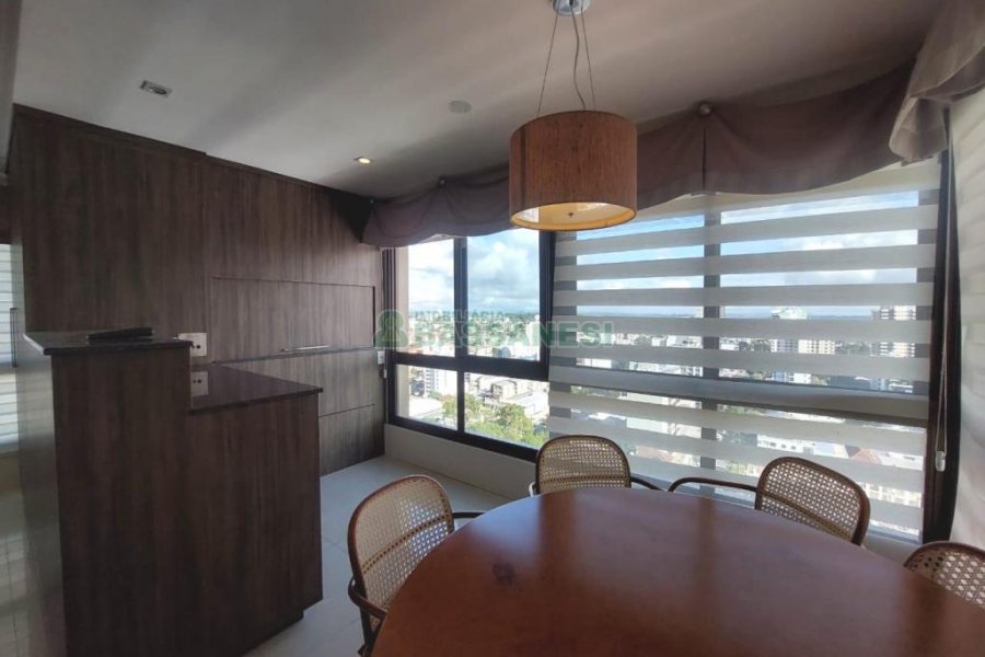 Apto Mobiliado com 198m², 5 dormitórios, 4 vagas, no bairro Lourdes em Caxias do Sul para Alugar