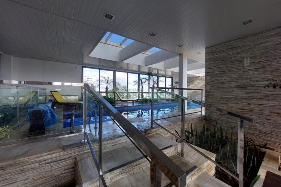 Apto Mobiliado com 198m², 5 dormitórios, 4 vagas, no bairro Lourdes em Caxias do Sul para Alugar