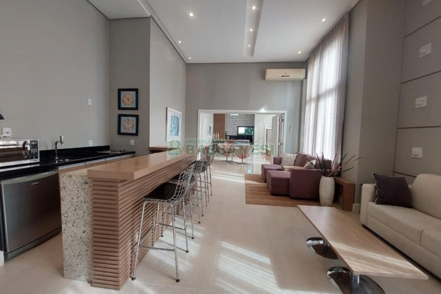 Apto Mobiliado com 198m², 5 dormitórios, 4 vagas, no bairro Lourdes em Caxias do Sul para Alugar