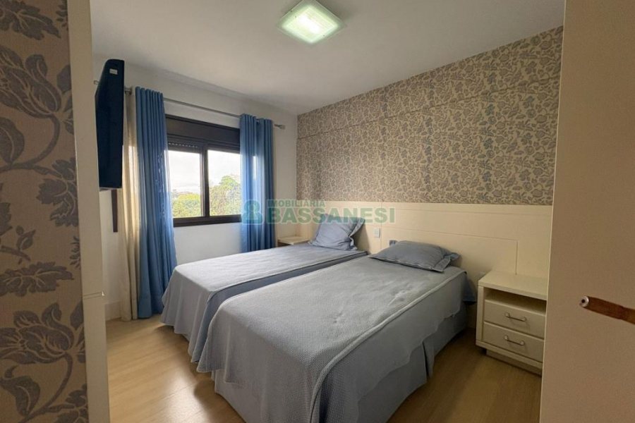 Apto Mobiliado com 198m², 4 dormitórios, 4 vagas, no bairro Lourdes em Caxias do Sul para Alugar